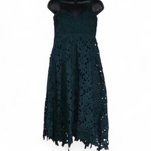 Sweetheart V-Neckline Floral Lace Midi Dress Adjustable Straps Pea In Pod Size S